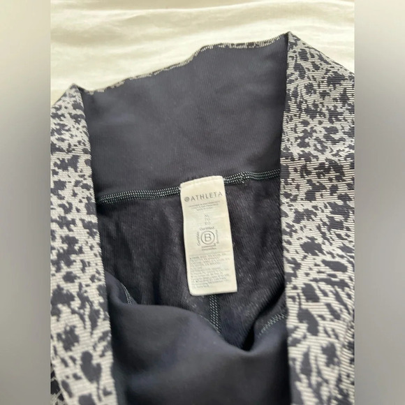 Athleta Ribbed Animal Print Leggings - Size XL - Picture 3 of 4